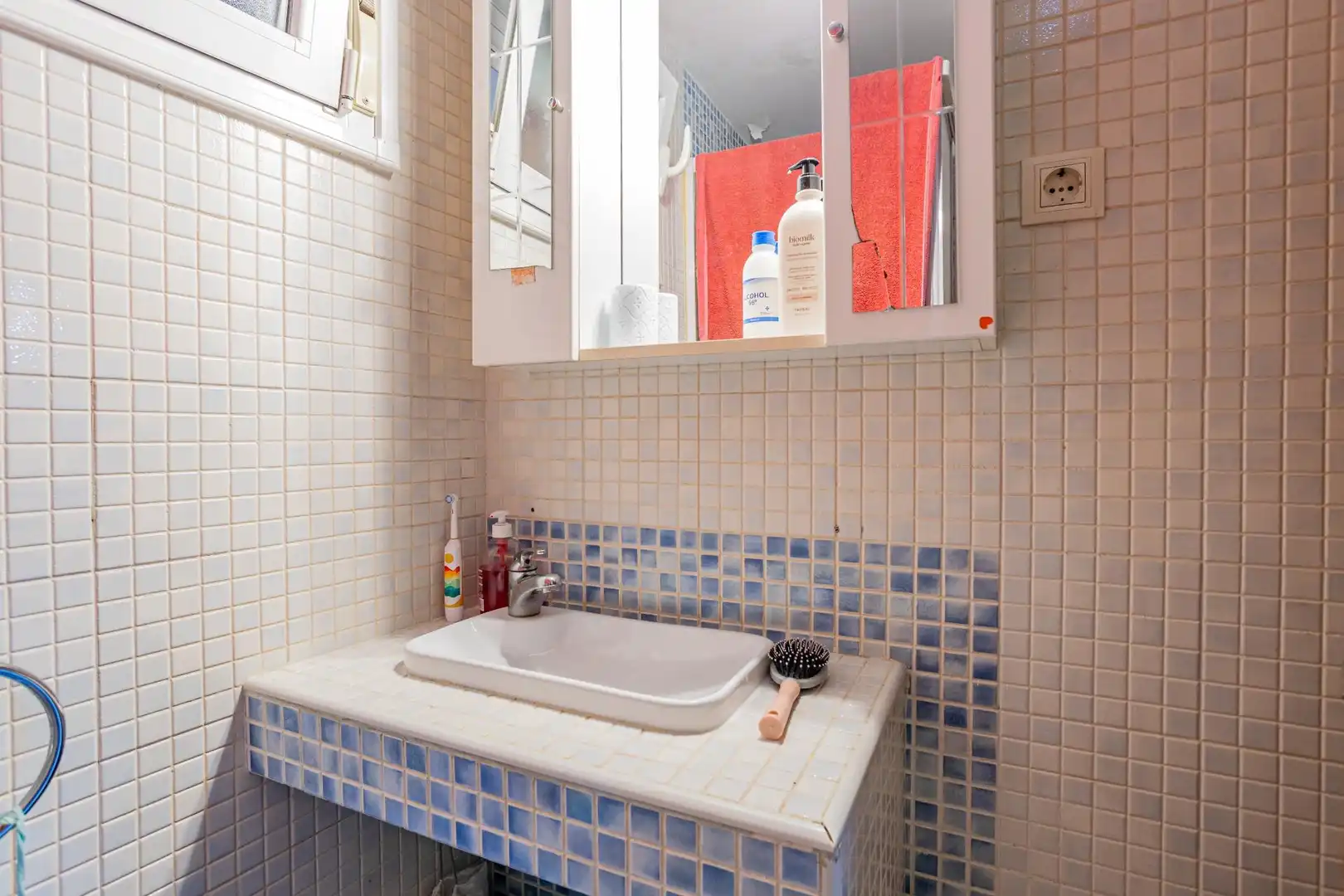 Bathroom of Flat for sale in Manzanares El Real  with Heating and Storage room