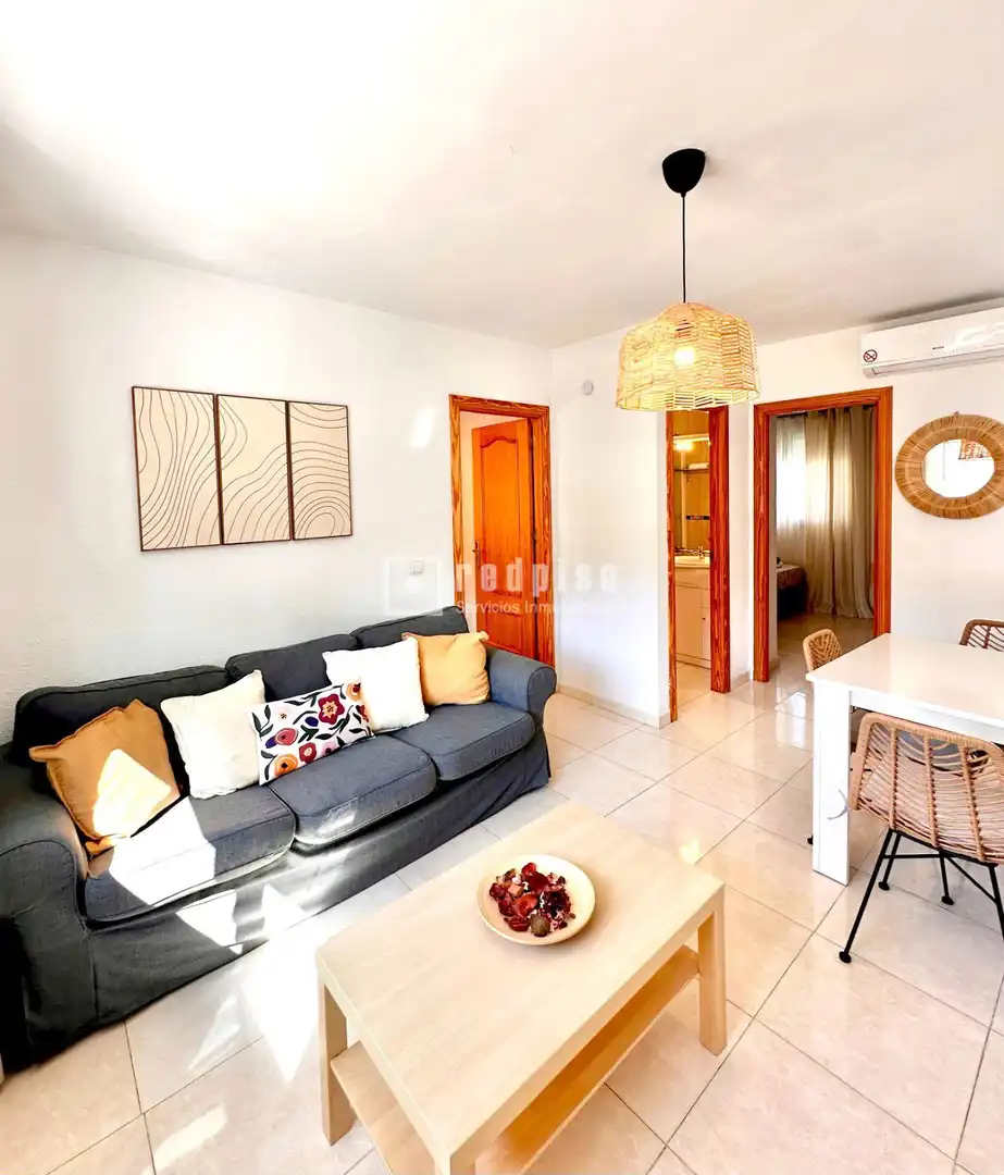 Living room of Flat for sale in Torremolinos  with Air Conditioner, Heating and Furnished
