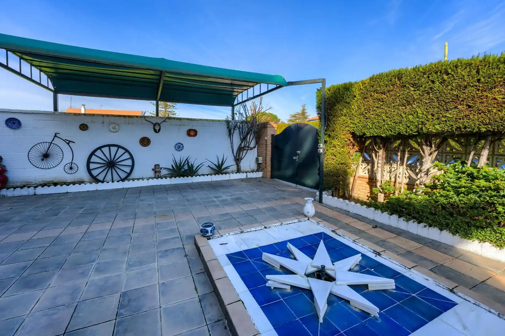 Jardí de Casa o xalet en venda en Espartinas amb Aire condicionat, Jardí privat i Terrassa