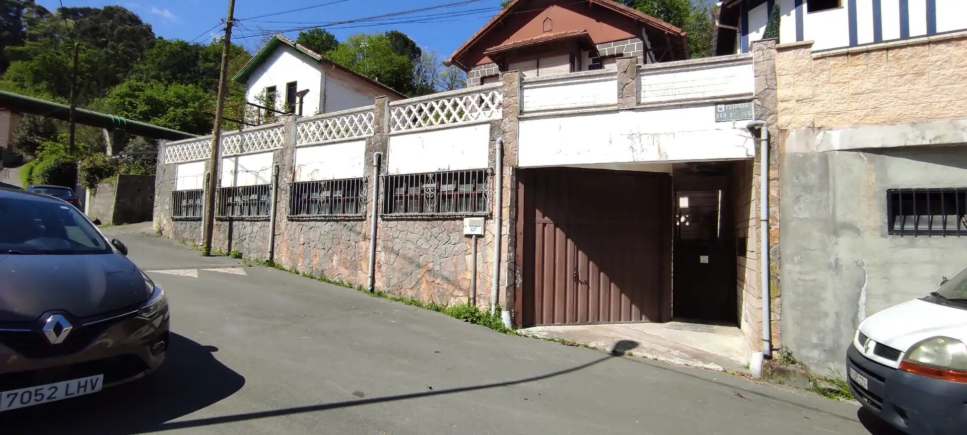 Vista exterior de Casa o xalet en venda en Valle de Trápaga-Trapagaran amb Calefacció, Parquet i Terrassa