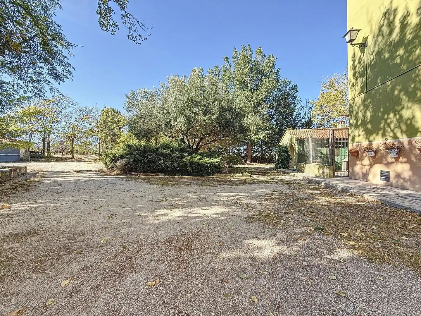 Finca rústica en venta en Castalla con Jardín privado, Terraza y Piscina