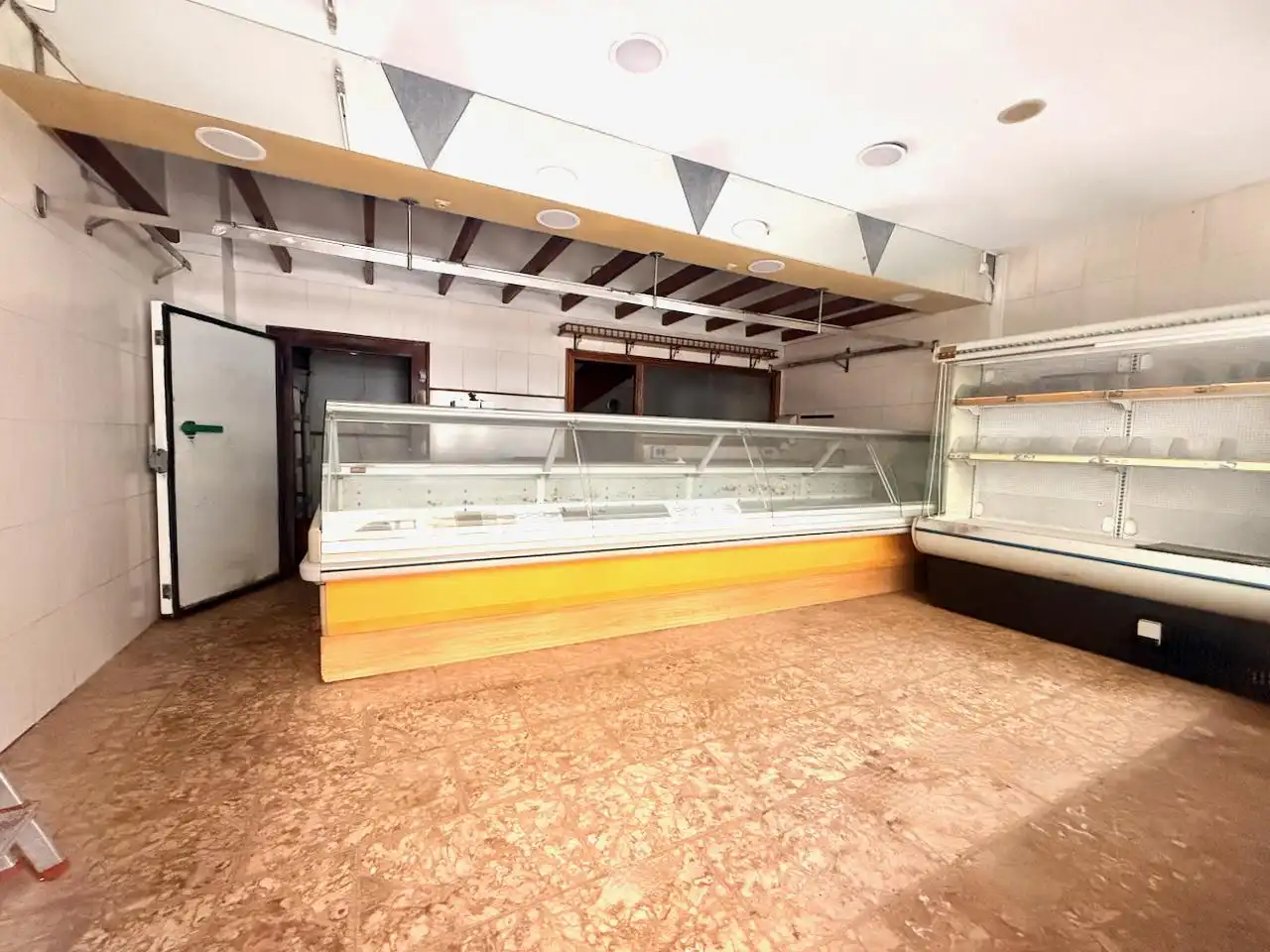 Commercial properties for sale in Donostia - San Sebastián 