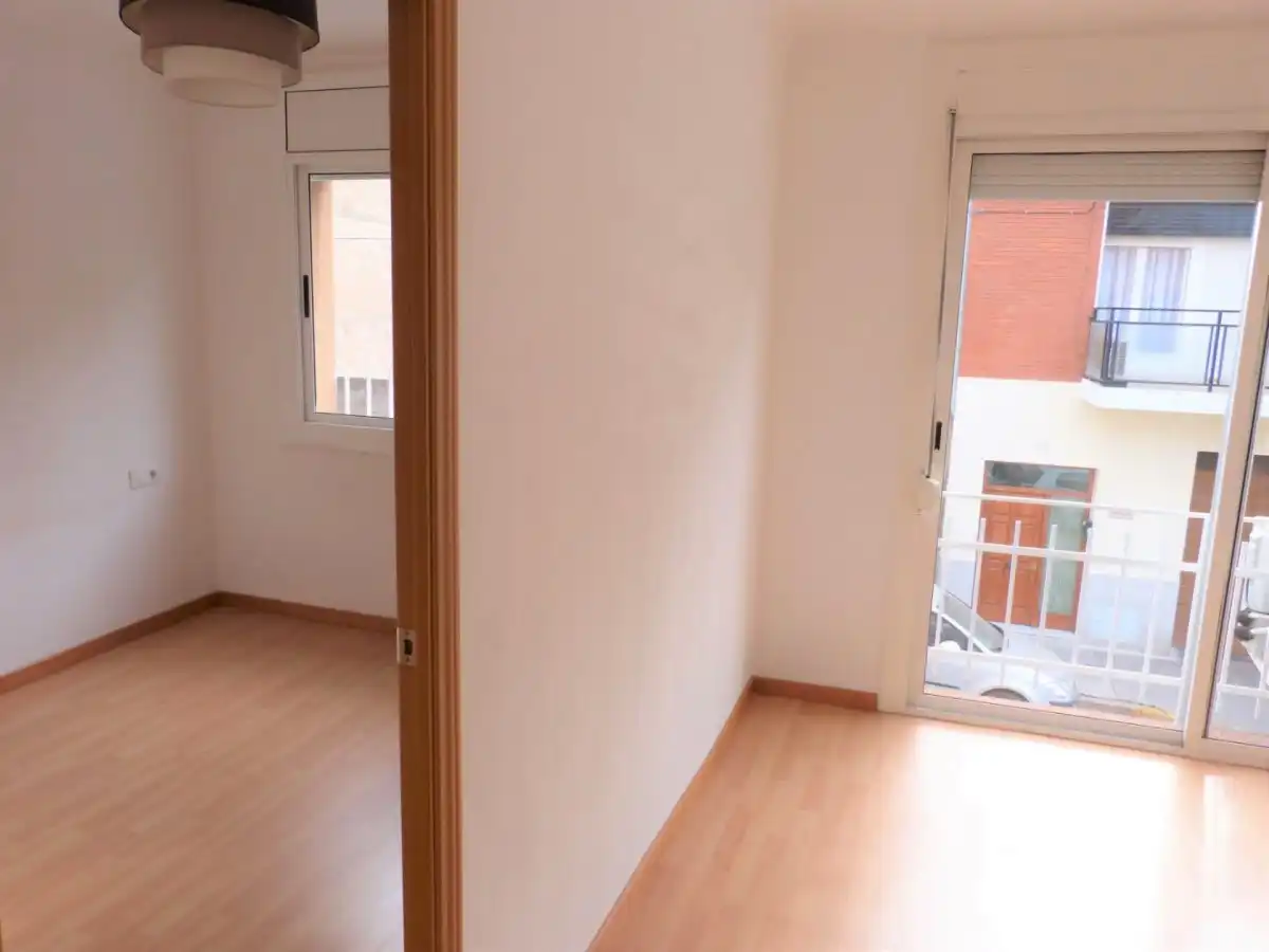 Dormitori de Pis en venda en Viladecans amb Aire condicionat, Parquet i Balcó