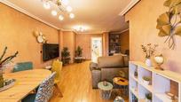 Sala d'estar de Apartament en venda en Alicante / Alacant amb Aire condicionat, Calefacció i Jardí privat