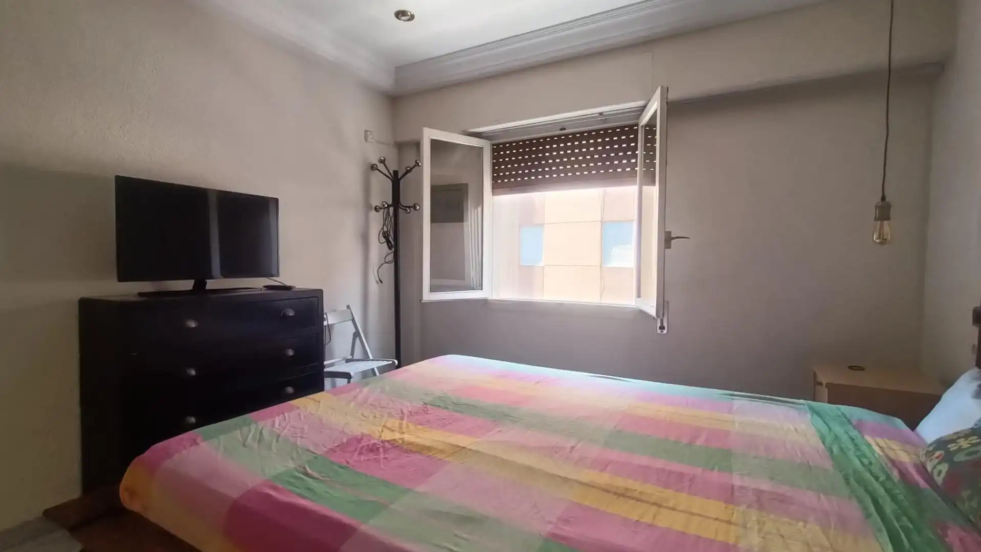 Bedroom of Flat for rent in Elche / Elx  with Air Conditioner, Furnished and Balcony