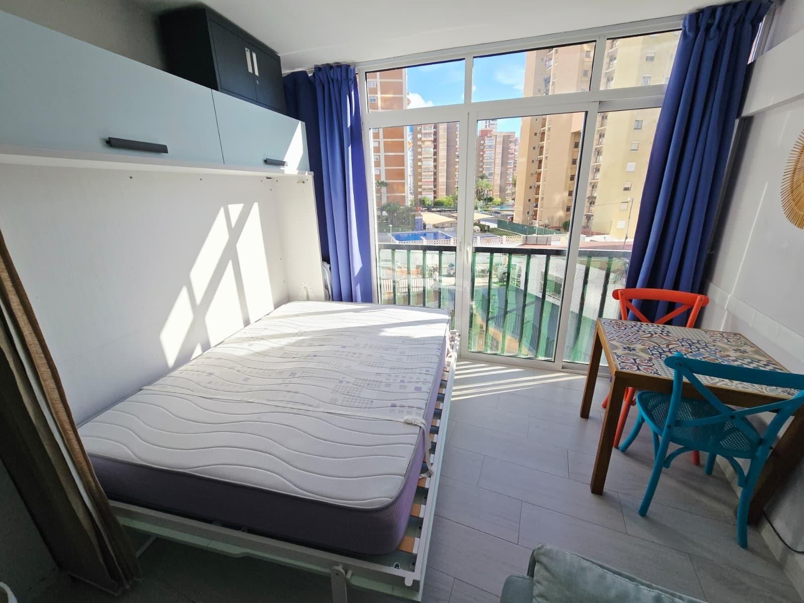 Bedroom of Study for sale in Benidorm  with Air Conditioner, Private garden and Furnished