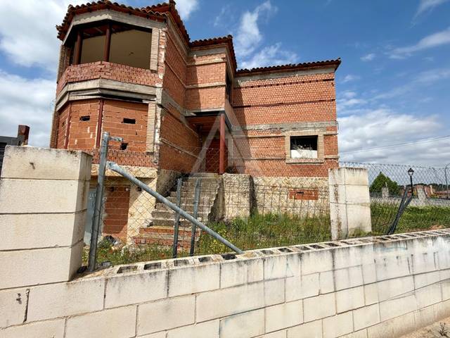 Casa-chalet en Venta en Calle Cabezuela en Yebes - Pueblo