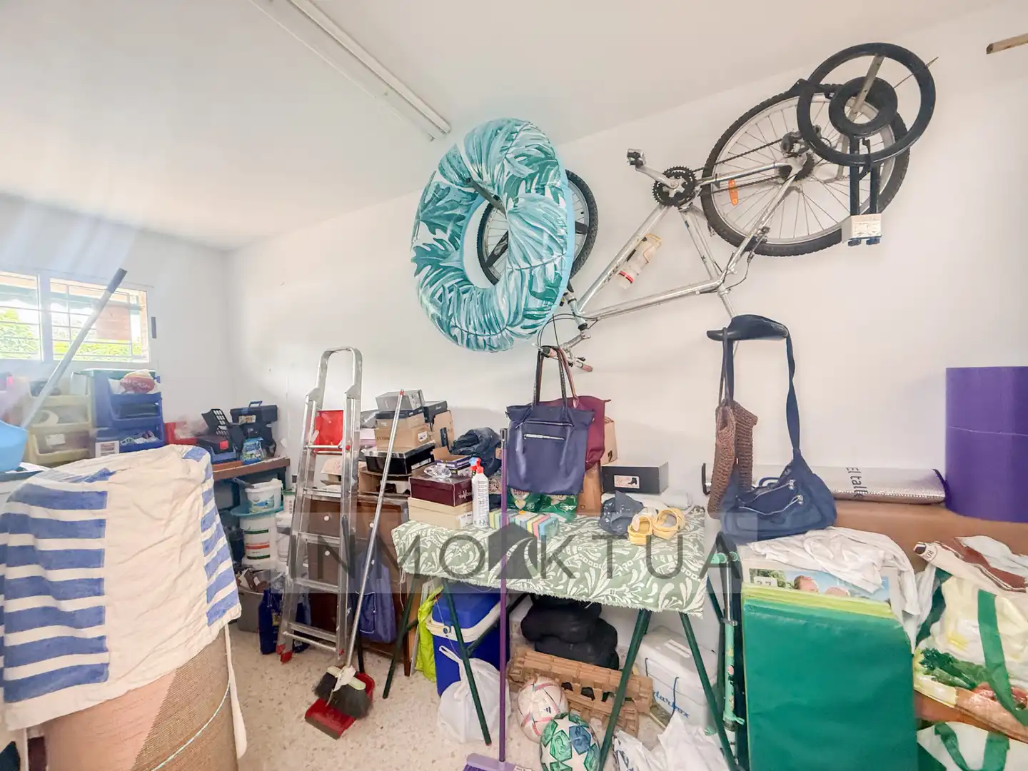Detached homes for sale in Jerez de la Frontera  with Private garden and Storage room