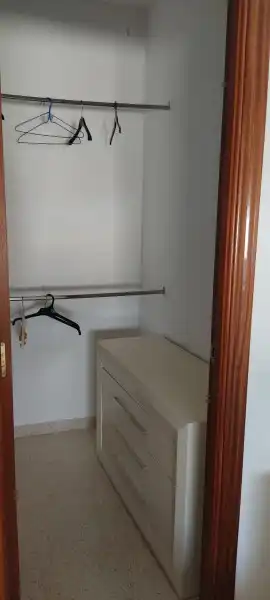 Dormitori de Pis de lloguer en Lucena amb Moblat
