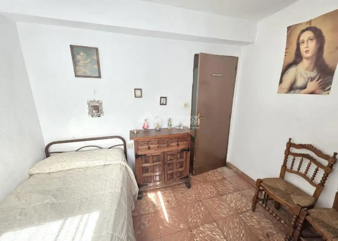Bedroom of Flat for sale in Córdoba  with Air Conditioner, Terrace and Balcony