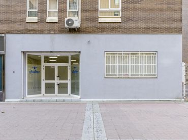 Gewerbefläche zum Verkauf in Actur-Rey Fernando