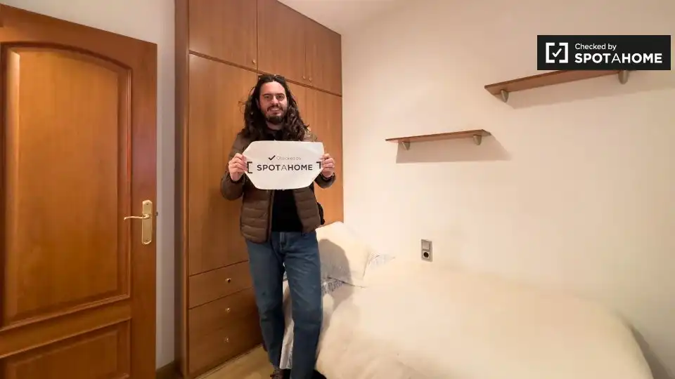 Bedroom of Flat for rent in Barcelona  with Air Conditioner, Heating and Furnished