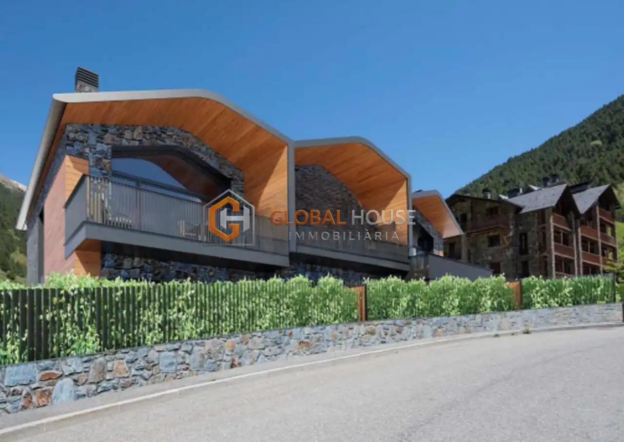 3-bedroom townhouse for sale in Incles, Canillo · 24 of 60