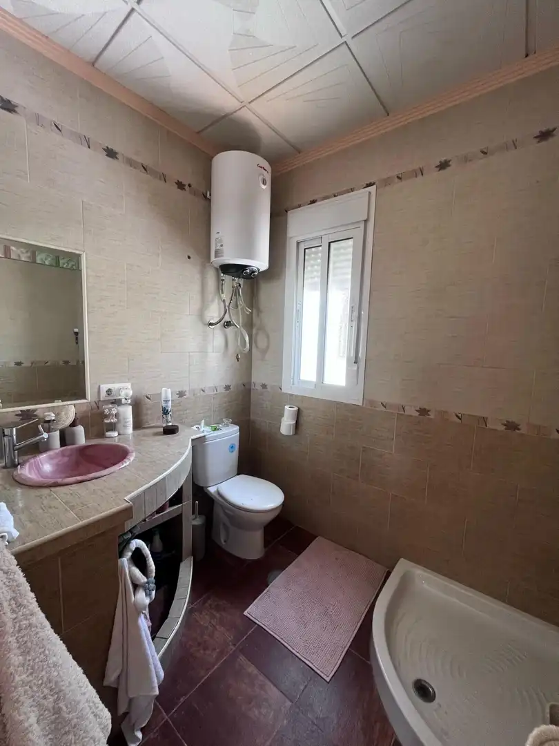 Bathroom of Houses for sale in Chiclana de la Frontera  with Private garden, Terrace and Balcony