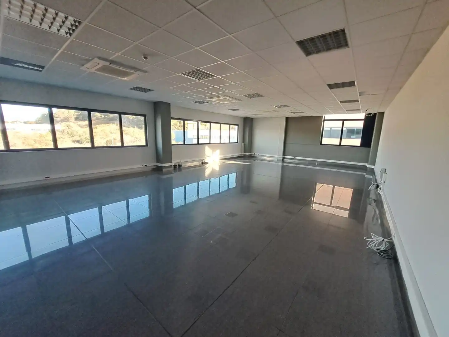 Ufficio con ascensore in affitto a Zona Nord, imagen 2