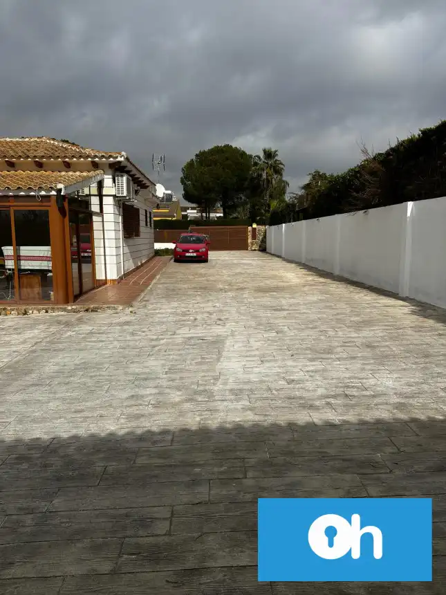 Casa adosada en venta en Calle Ciprés , 8, Dehesa - Monacilla