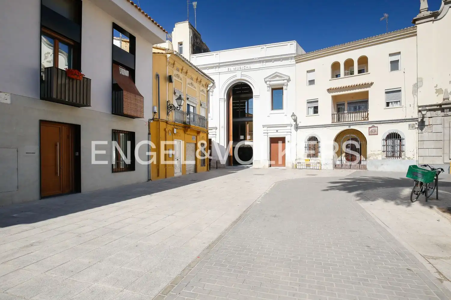 Vista exterior de Piso en venta en Valencia con Aire acondicionado, Calefacción y Terraza