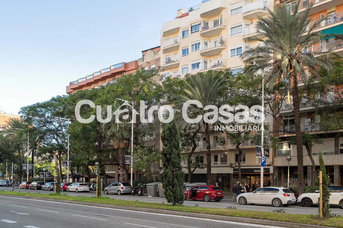 Vista exterior de Pis en venda en Barcelona amb Aire condicionat, Calefacció i Parquet