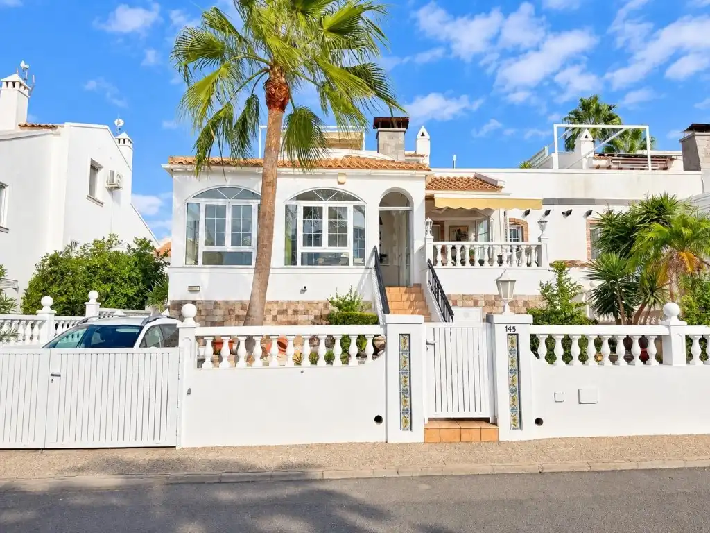 Casa con terraza en venta en calle canal de la mancha, imagen 40