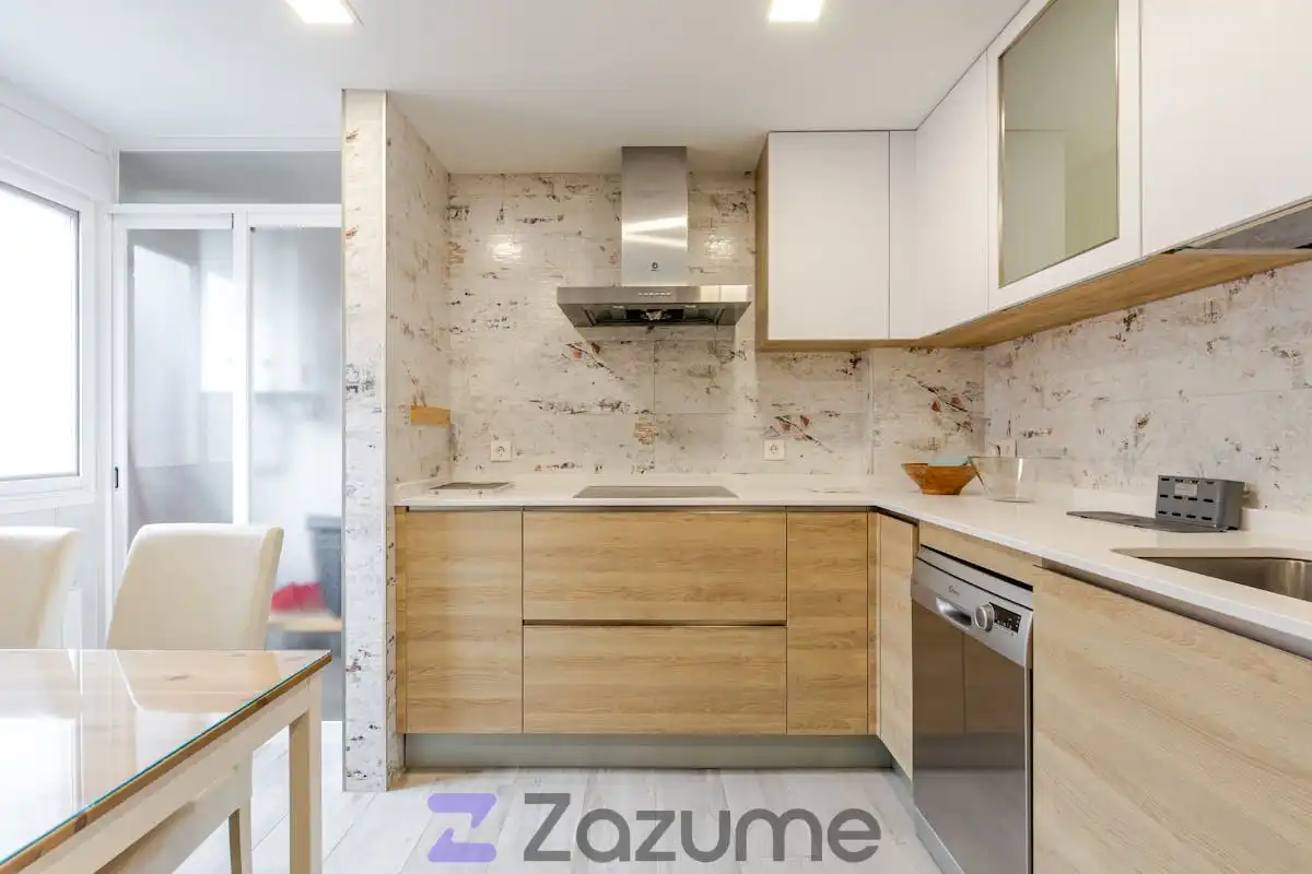 Küche von Wohnung zur Miete in Madrid mit Klimaanlage, Heizung und Terrasse