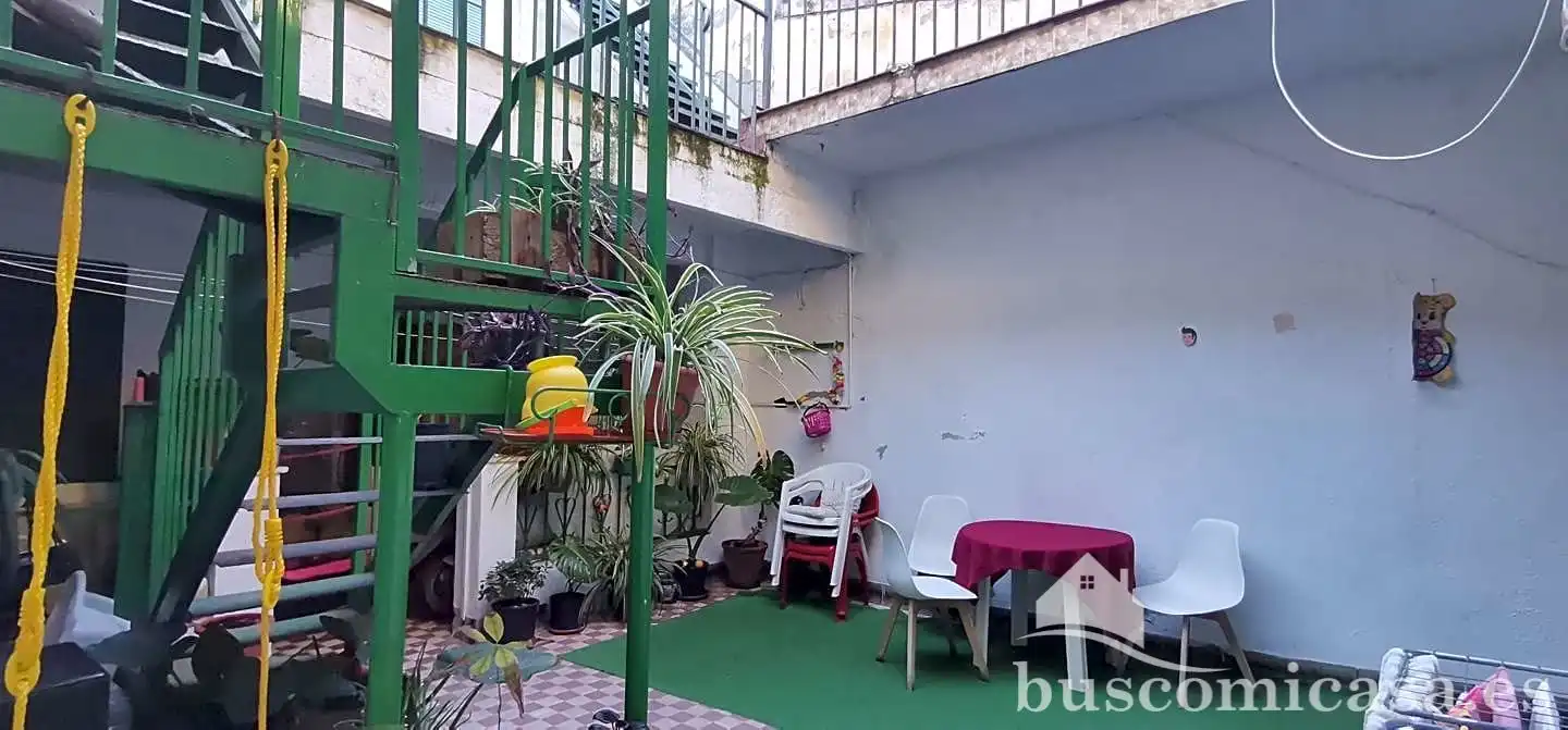 Terrassa de Casa o xalet en venda en Linares amb Aire condicionat, Terrassa i Traster