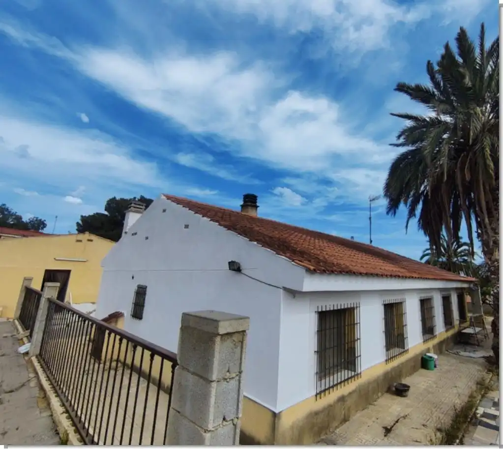 Vista exterior de Casa o xalet en venda en Alicante / Alacant amb Calefacció, Jardí privat i Terrassa