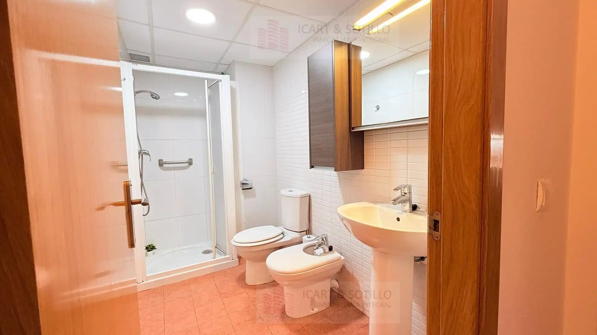 Baño de Piso en venta en Vinaròs con Aire acondicionado, Calefacción y Parquet
