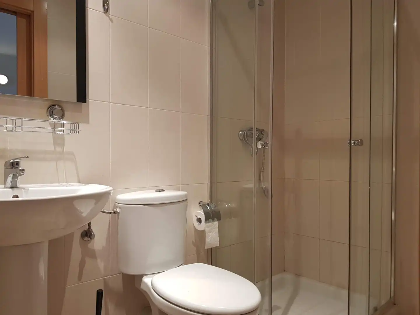 Badezimmer von Maisonette zum Verkauf in Alcorcón mit Klimaanlage, Terrasse und Abstellraum