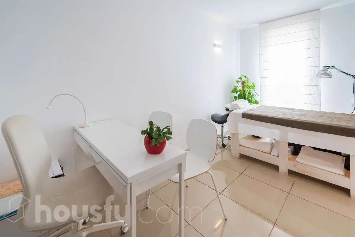 Dormitori de Pis en venda en Eivissa amb Aire condicionat i Terrassa