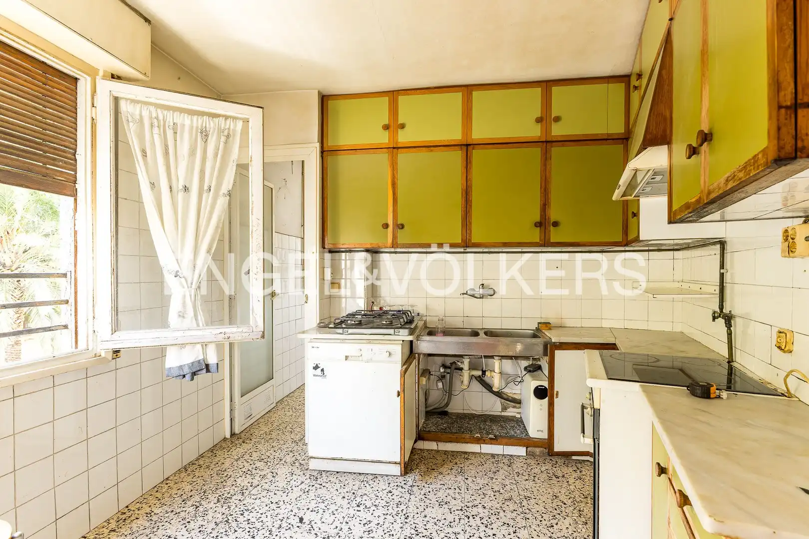 Kitchen of Flat for sale in Tarragona  with Air Conditioner and Heating