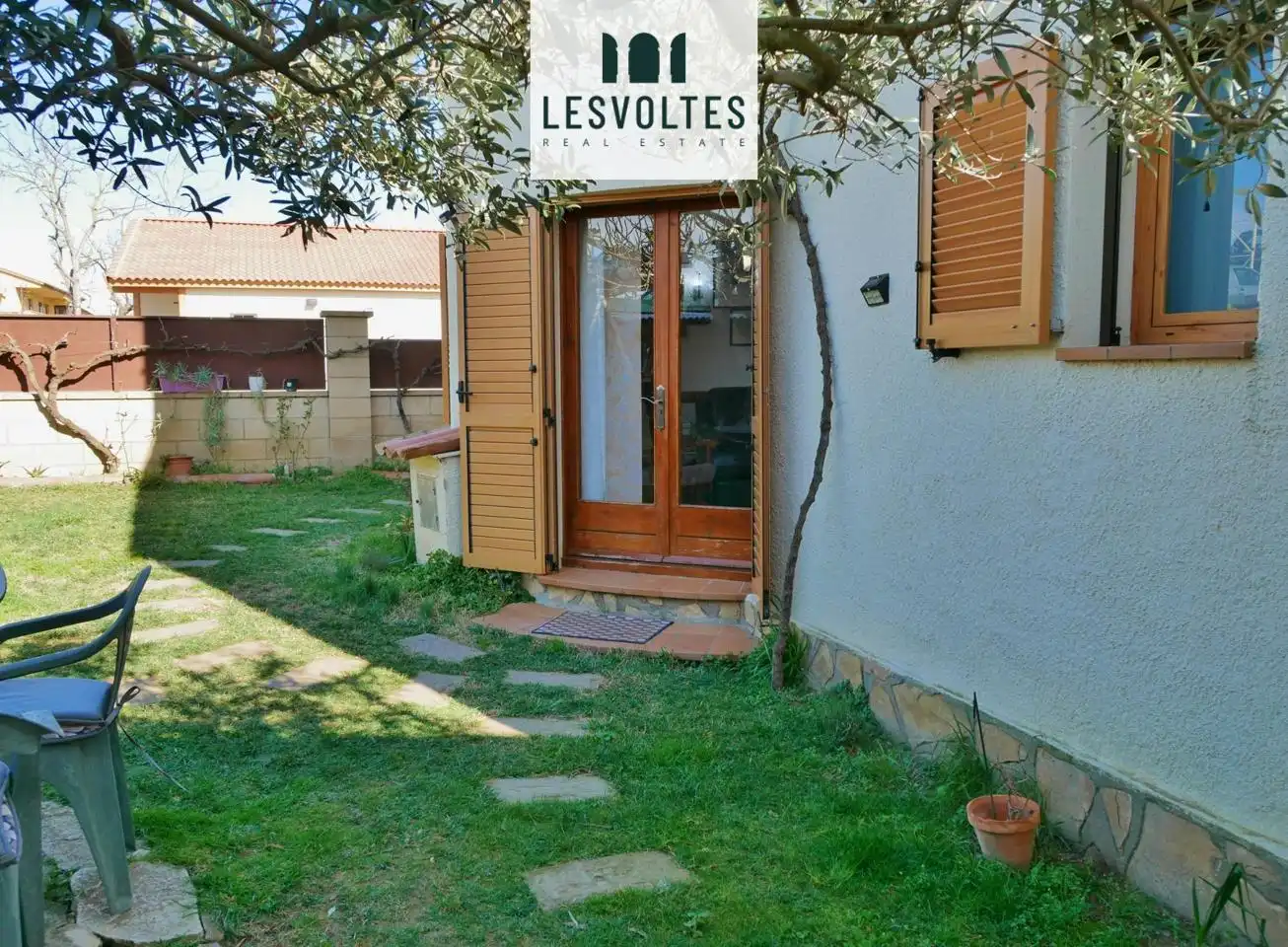 Vista exterior de Casa o xalet en venda en Bellcaire d'Empordà amb Jardí privat, Internet i Piscina comunitària