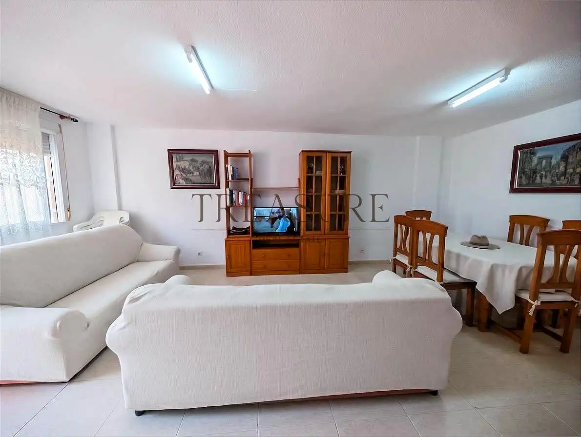 Sala d'estar de Planta baixa en venda en La Manga del Mar Menor amb Moblat