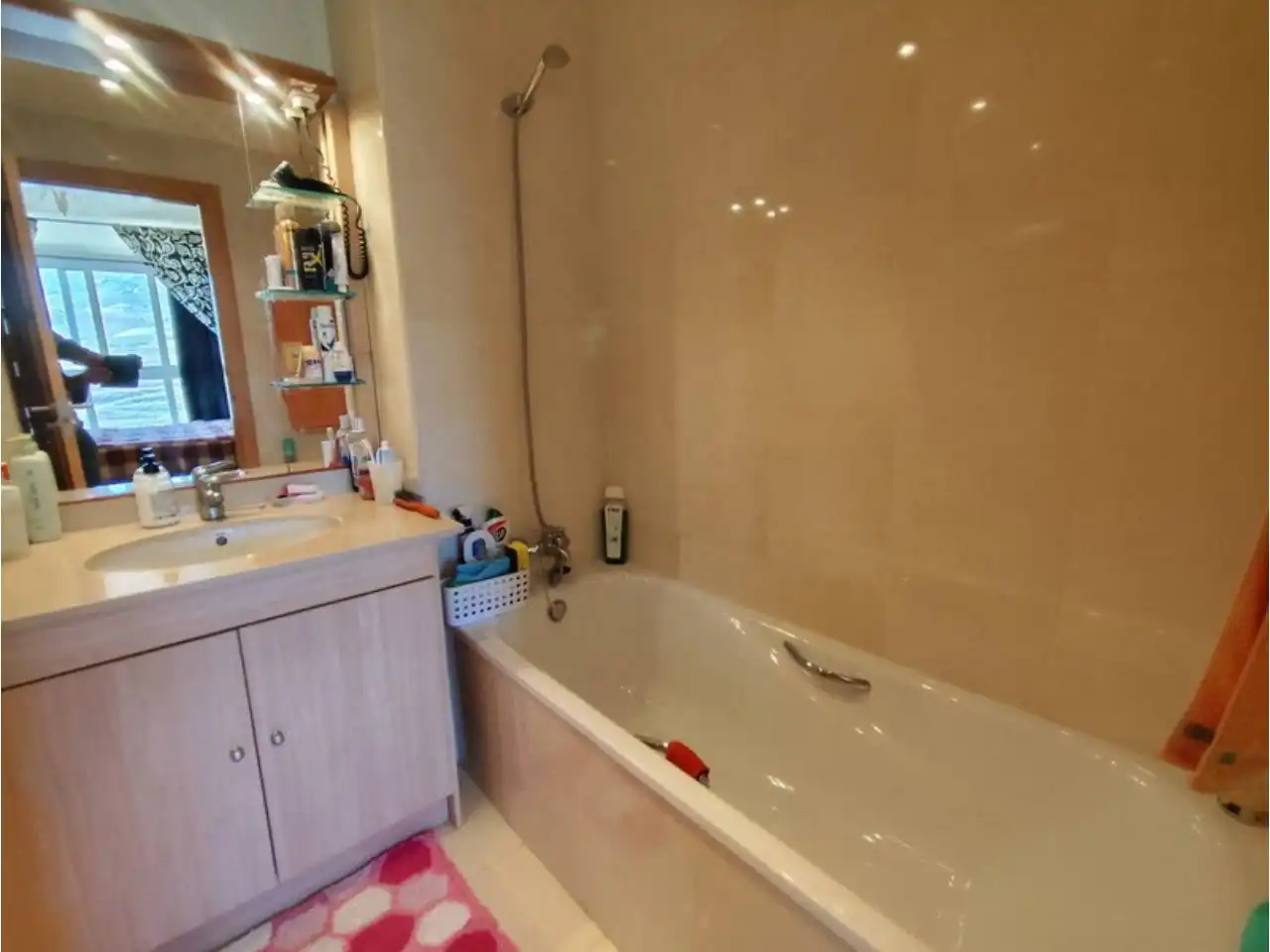 Baño de Casa adosada en venta en Almuñécar con Aire acondicionado, Terraza y Amueblado