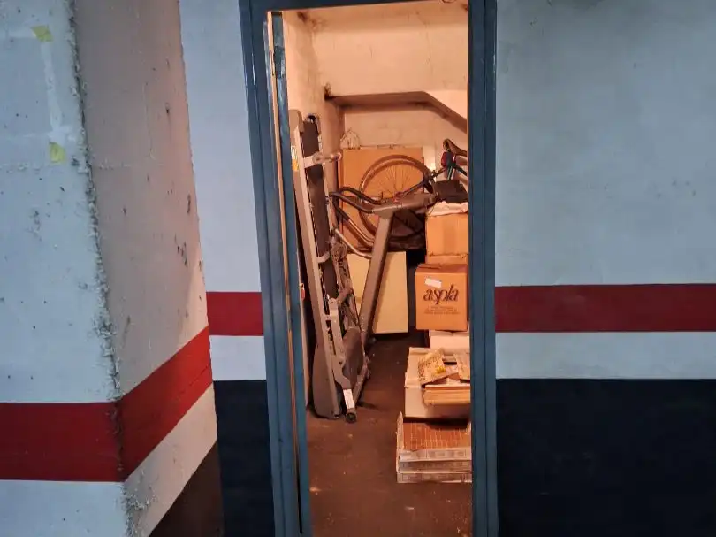 Garage zum Verkauf in  Logroño