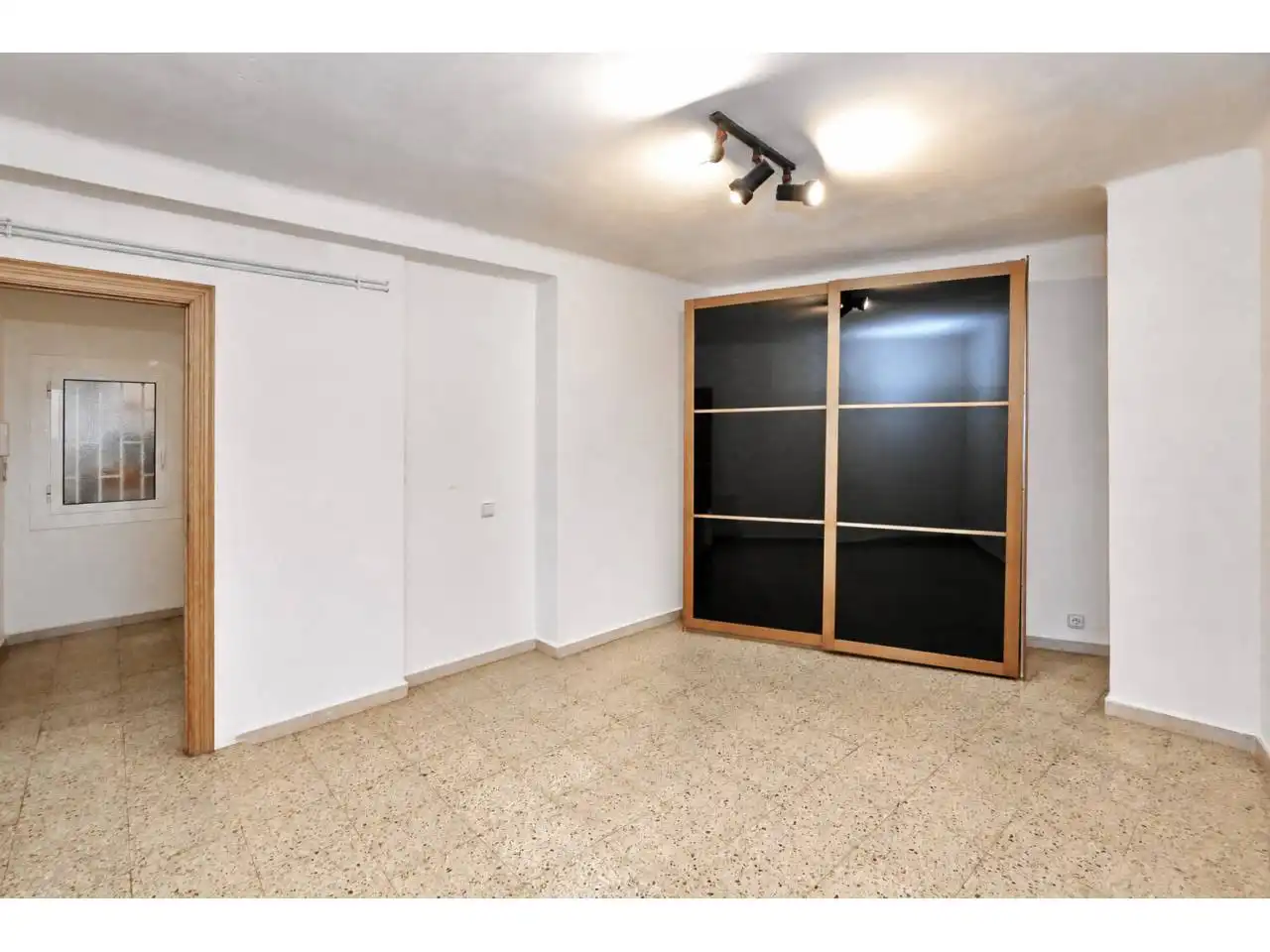 Piso con ascensor en venta en Nou Barris, imagen 8