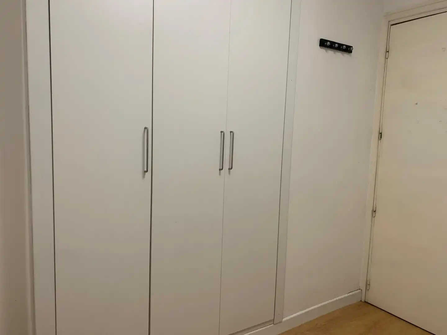 Bedroom of Flat for share in Madrid  with Air Conditioner, Heating and Parquet flooring