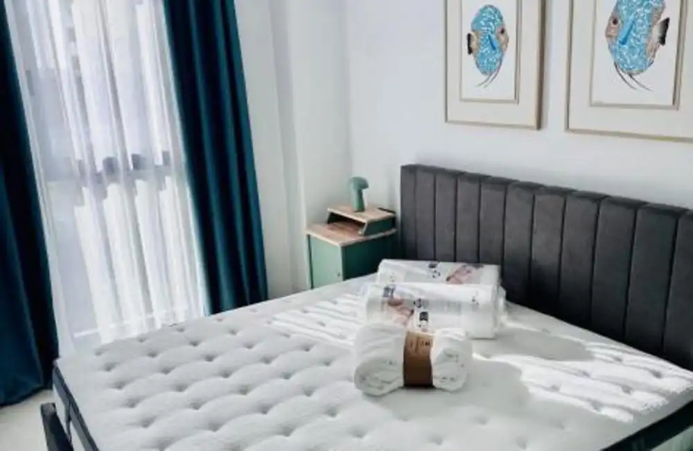 Habitación de Apartamento de alquiler en Marbella con Aire acondicionado, Terraza y Piscina