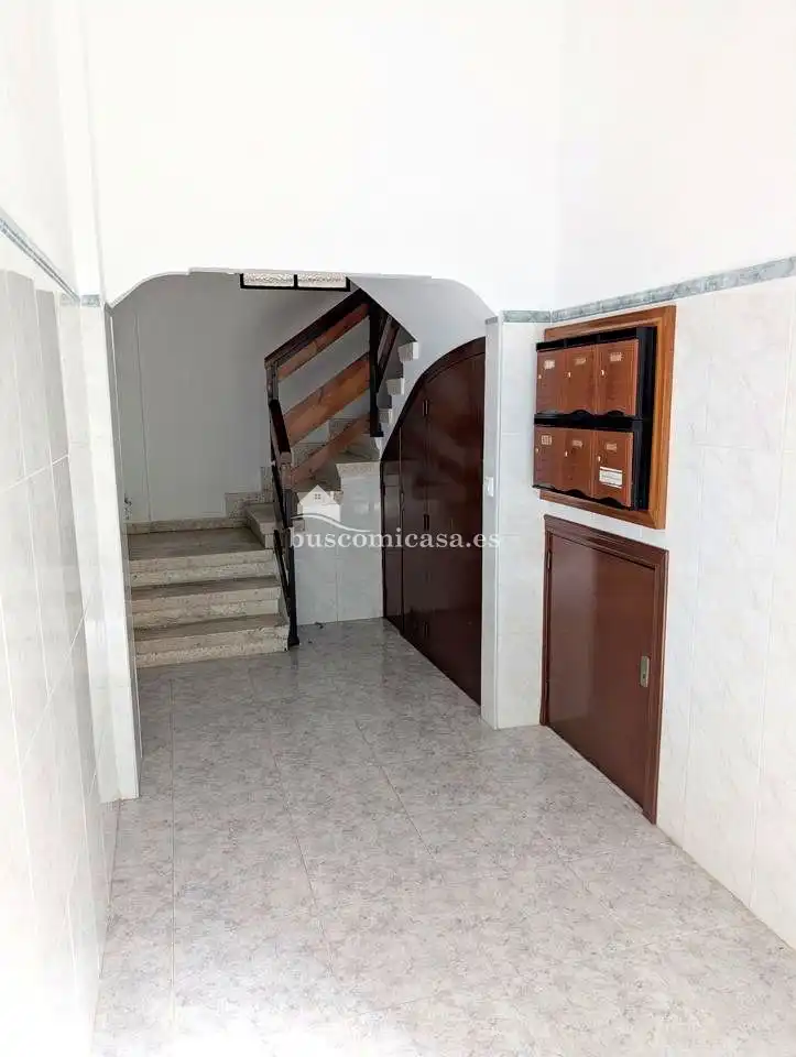 Piso en venta en Jaén con Balcón