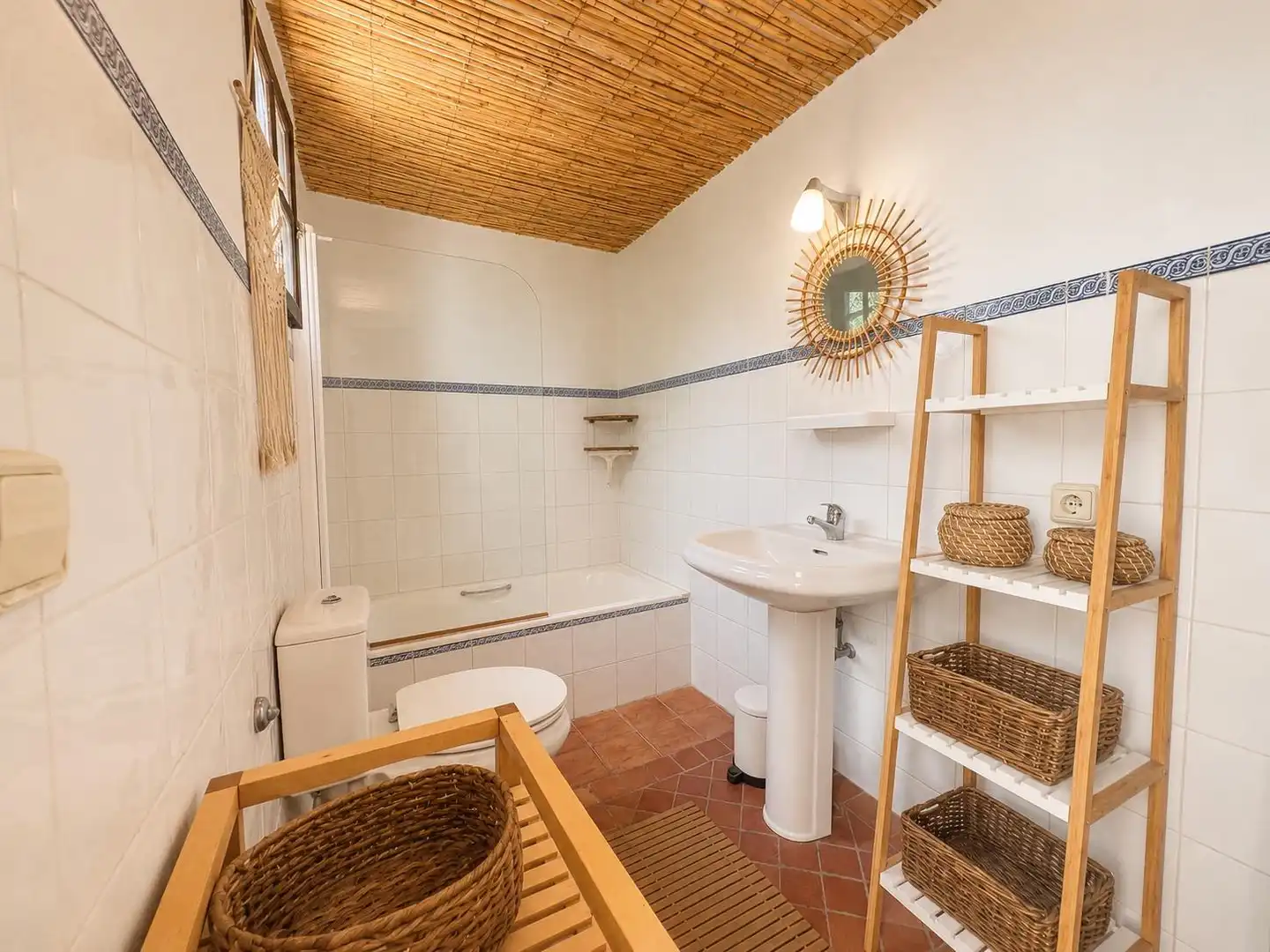 Bathroom of Houses for sale in Pollença  with Air Conditioner, Terrace and Balcony