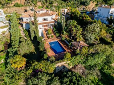Casa con balcone in vendita a Nueva Andalucía