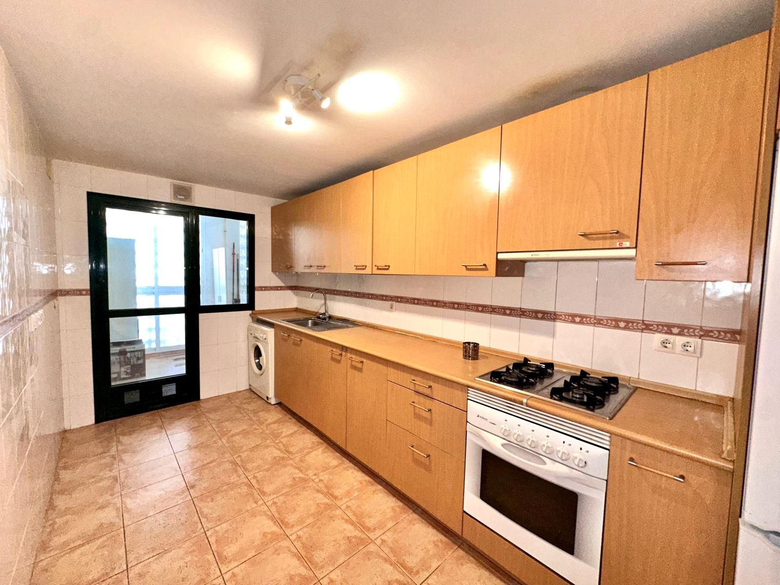 Kitchen of Flat for sale in Benalmádena  with Air Conditioner, Terrace and Storage room