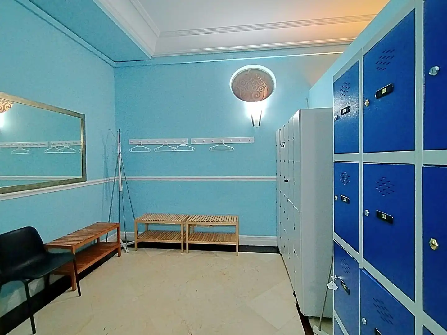 Bathroom of Office for sale in Madrid  with Air Conditioner and Heating