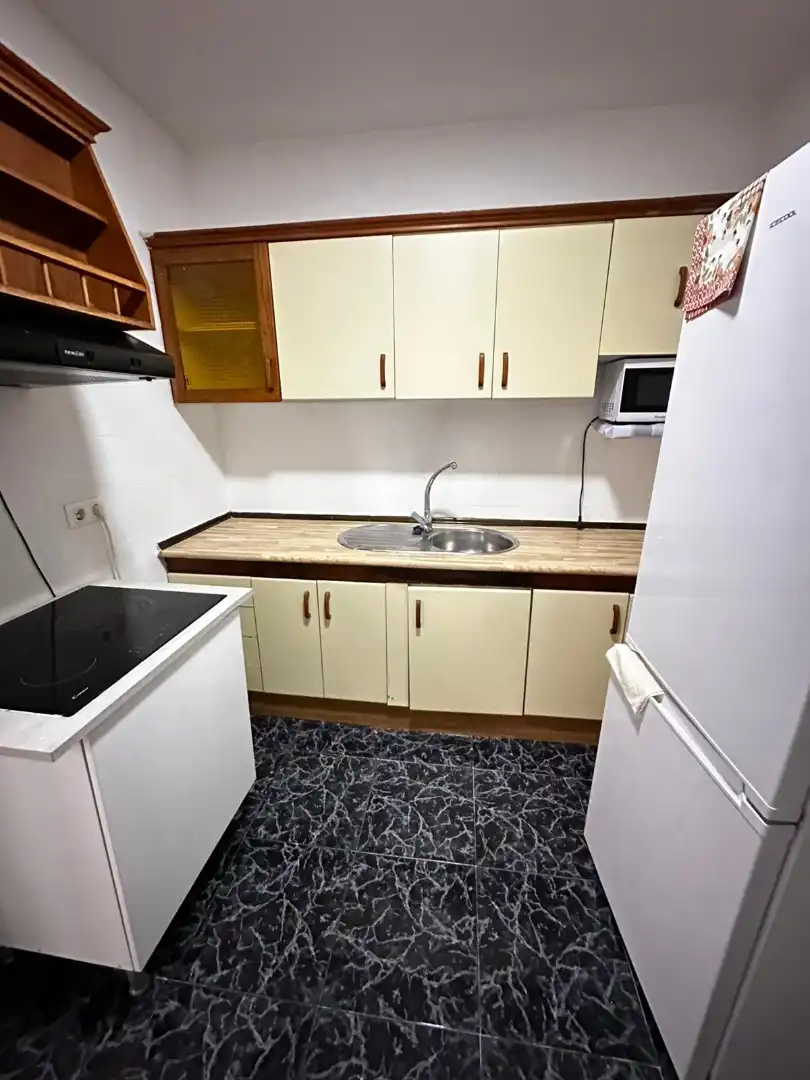 Cocina de Piso en venta en Jaén con Aire acondicionado y Amueblado