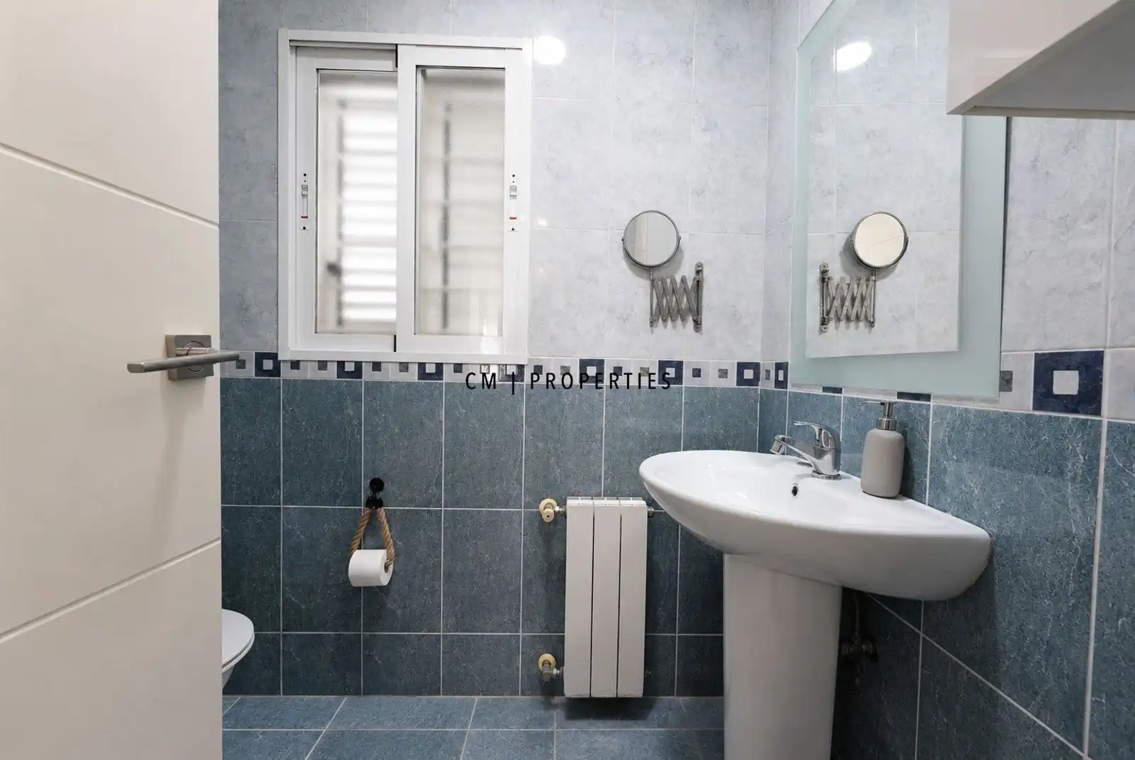 Bathroom of Houses for sale in Moncada  with Air Conditioner, Heating and Terrace