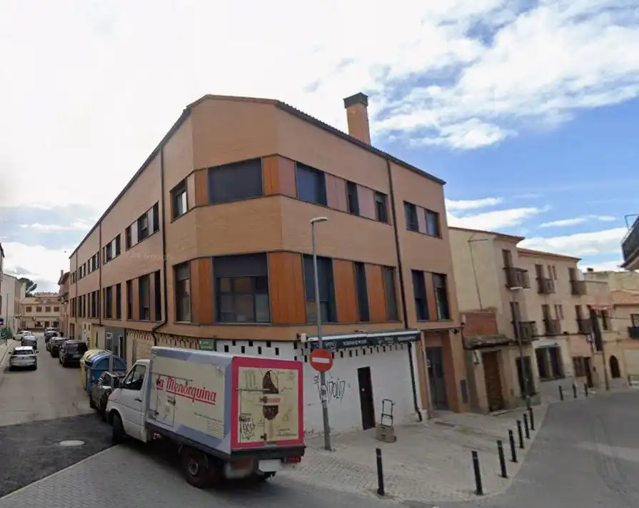 Piso con ascensor en venta en Bargas