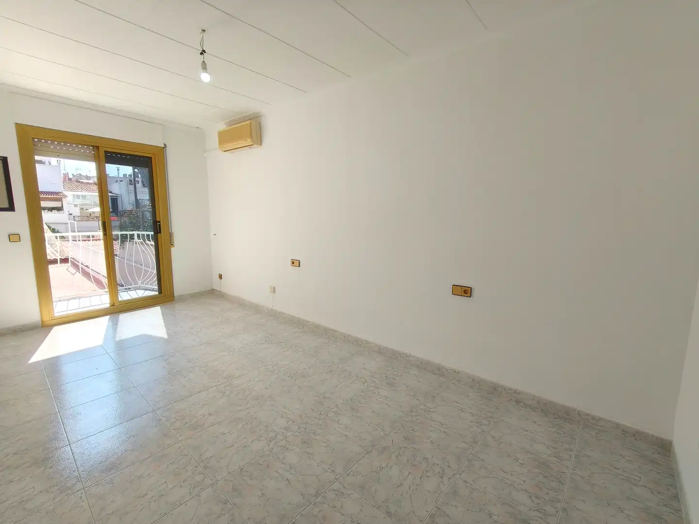 Piso en venta en Calella con Aire acondicionado, Calefacción y Terraza
