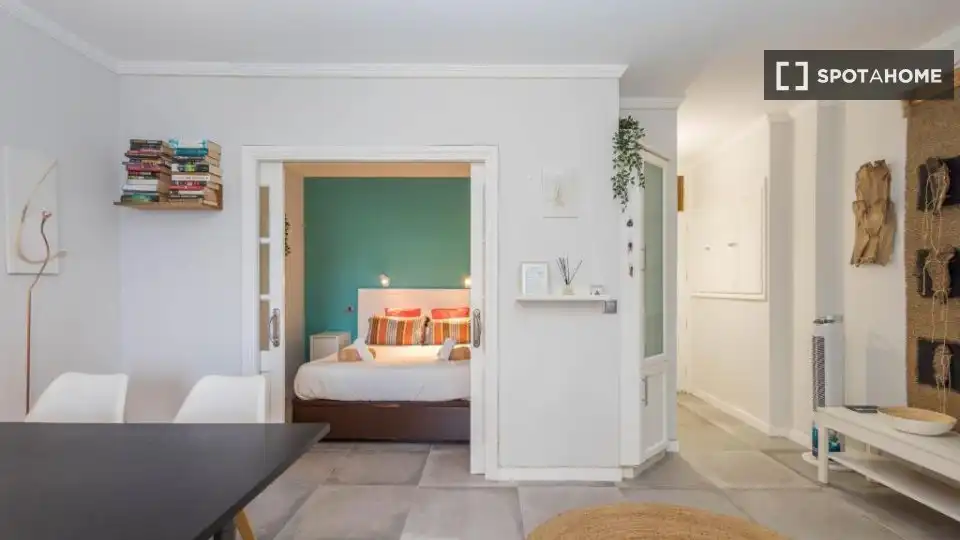 Dormitori de Apartament per a compartir en Las Palmas de Gran Canaria amb Aire condicionat, Terrassa i Moblat