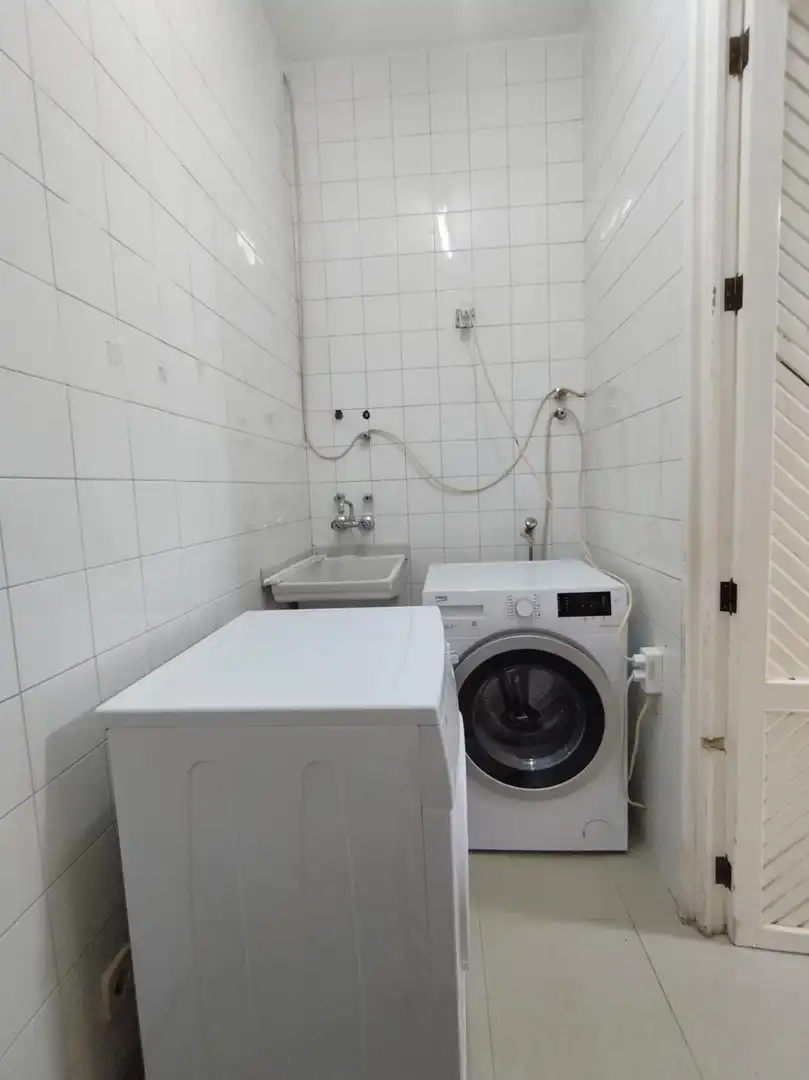 Bathroom of Flat for rent in Murcia  with Air Conditioner, Heating and Balcony