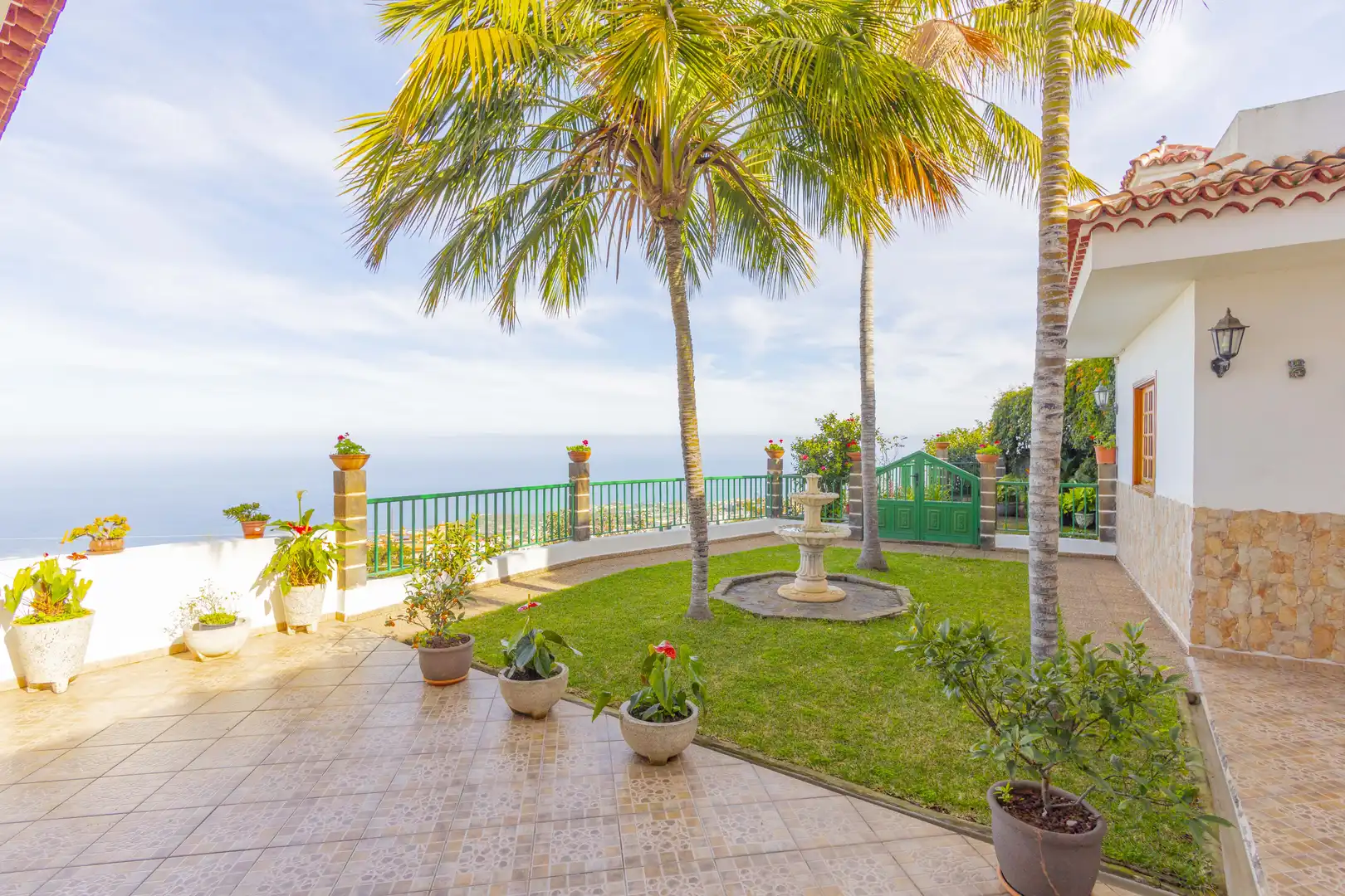 Terrassa de Casa o xalet en venda en Icod de los Vinos amb Aire condicionat, Jardí privat i Terrassa