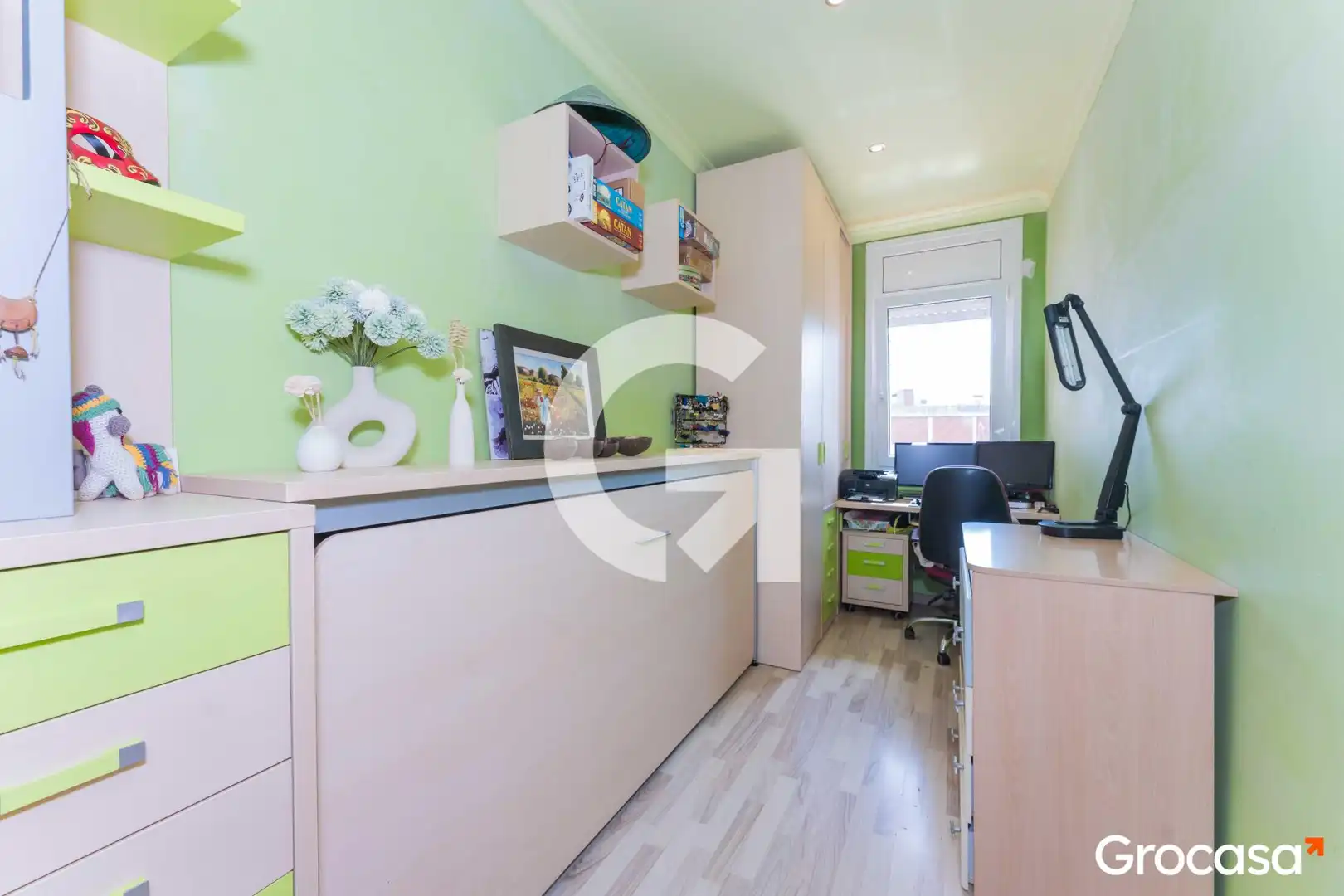 Habitación de Piso en venta en Cornellà de Llobregat con Aire acondicionado, Calefacción y Terraza
